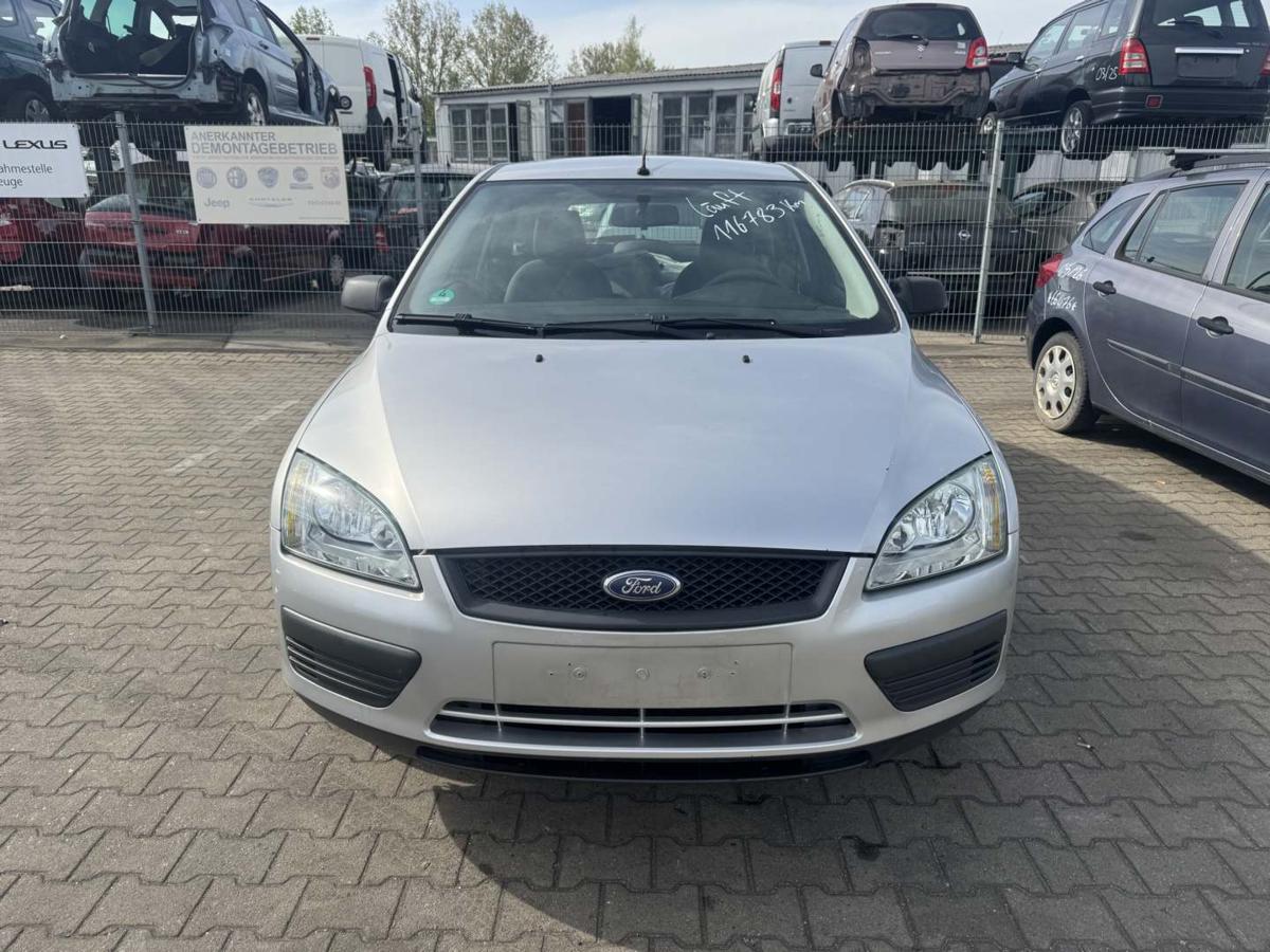 Ford Focus 2 original T&uuml;r vorn links Polar Silber 5-T&uuml;rer Rohbau Bj.2005